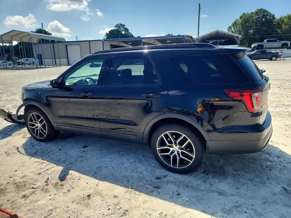 1FM5K8GT5GGC97360 2016 FORD EXPLORER - Image 2