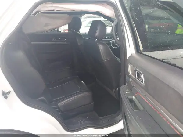 1FM5K8GT5HGA20614 2017 FORD EXPLORER - Image 8