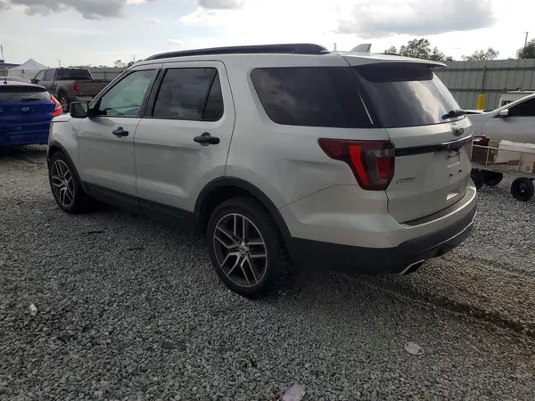 1FM5K8GT5HGA22024 2017 FORD EXPLORER - Image 2