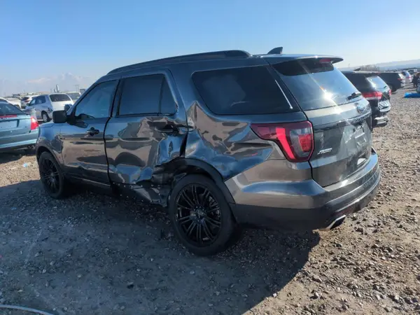 1FM5K8GT5HGA22069 2017 FORD EXPLORER - Image 2