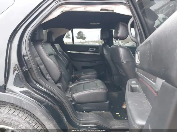 1FM5K8GT5HGA30964 2017 FORD EXPLORER - Image 8