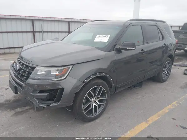 1FM5K8GT5HGA56321 2017 FORD EXPLORER - Image 2