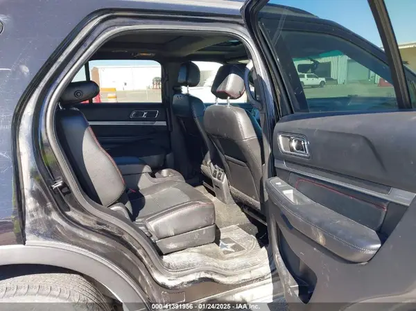 1FM5K8GT5HGA65908 2017 FORD EXPLORER - Image 8