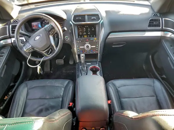 1FM5K8GT5HGA93353 2017 FORD EXPLORER - Image 8