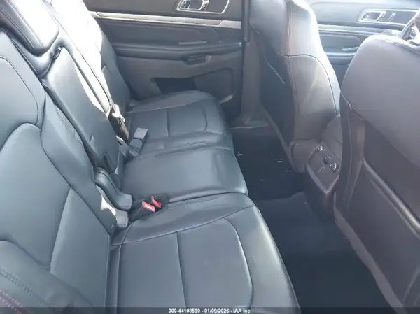 1FM5K8GT5HGA99668 2017 FORD EXPLORER - Image 8