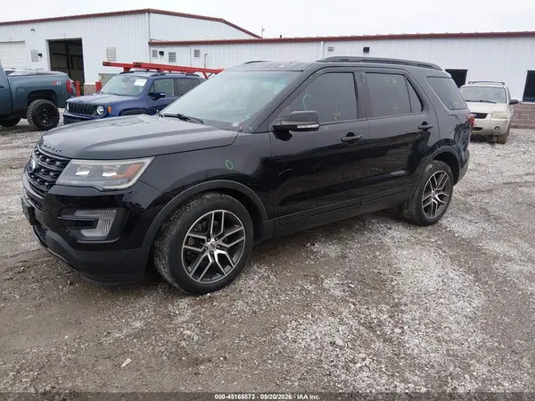 1FM5K8GT5HGB14475 2017 FORD EXPLORER - Image 2