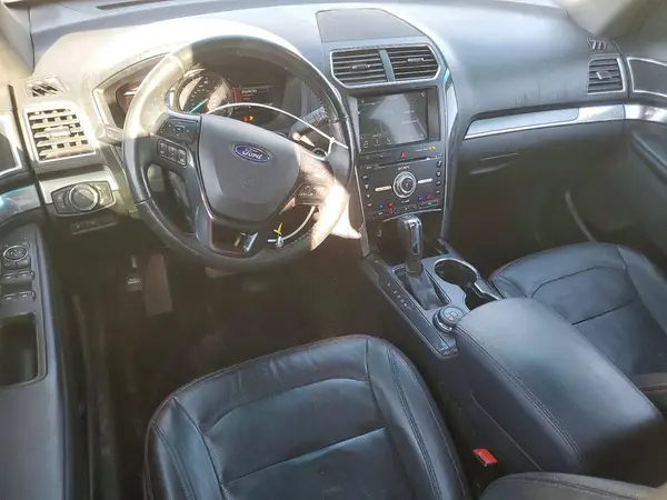 1FM5K8GT5HGB39781 2017 FORD EXPLORER - Image 8