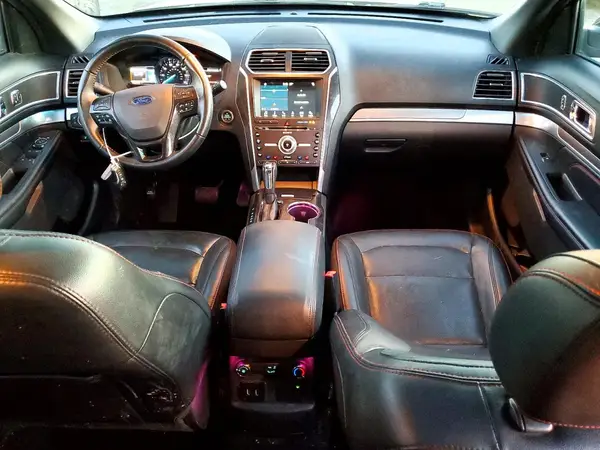 1FM5K8GT5HGB53650 2017 FORD EXPLORER - Image 8