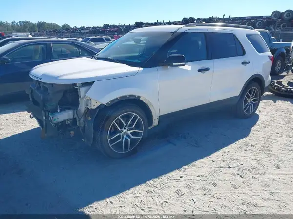 1FM5K8GT5HGB76099 2017 FORD EXPLORER - Image 2