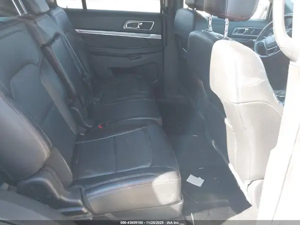 1FM5K8GT5HGB76099 2017 FORD EXPLORER - Image 8