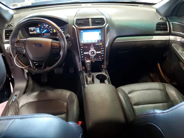 1FM5K8GT5HGC09134 2017 FORD EXPLORER - Image 8