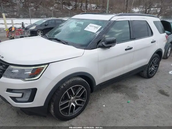 1FM5K8GT5HGC16598 2017 FORD EXPLORER - Image 2