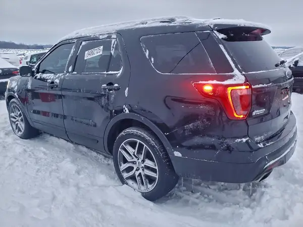 1FM5K8GT5HGC46538 2017 FORD EXPLORER - Image 2