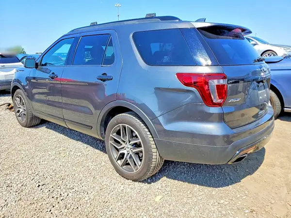 1FM5K8GT5HGC53375 2017 FORD EXPLORER - Image 2