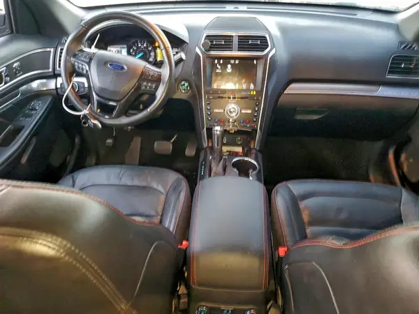 1FM5K8GT5HGC75098 2017 FORD EXPLORER - Image 8