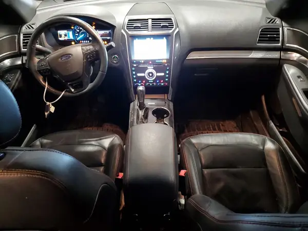 1FM5K8GT5HGC76901 2017 FORD EXPLORER - Image 8