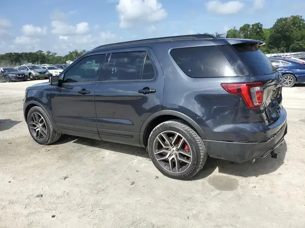 1FM5K8GT5HGC82231 2017 FORD EXPLORER - Image 2