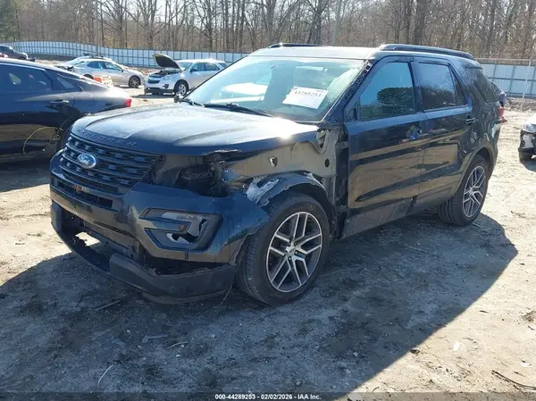 1FM5K8GT5HGD18774 2017 FORD EXPLORER - Image 2