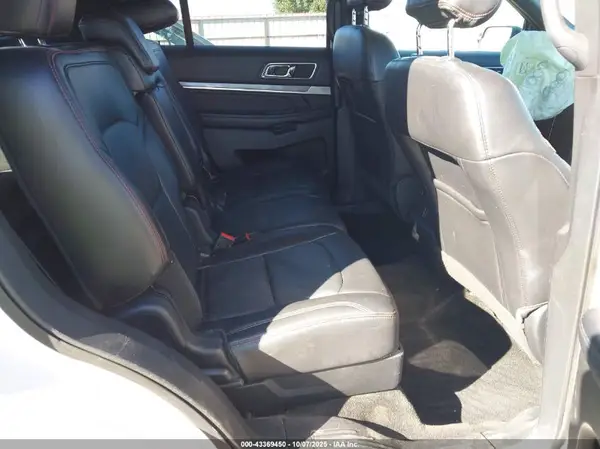 1FM5K8GT5HGD74701 2017 FORD EXPLORER - Image 8