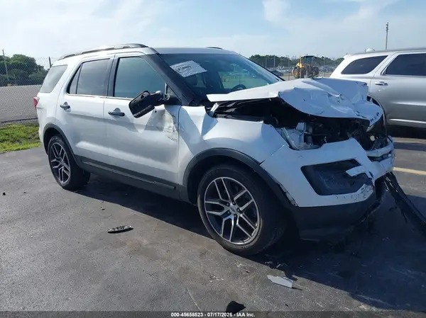 1FM5K8GT5HGD78733 2017 FORD EXPLORER - Image 1