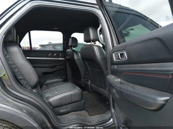 1FM5K8GT5HGD98707 2017 FORD EXPLORER - Image 8