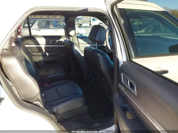 1FM5K8GT5HGE32743 2017 FORD EXPLORER - Image 8