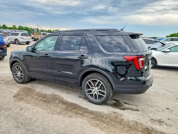 1FM5K8GT5JGA13930 2018 FORD EXPLORER - Image 2