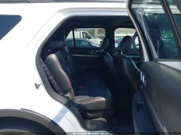 1FM5K8GT5JGA25740 2018 FORD EXPLORER - Image 8