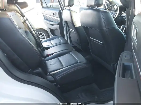 1FM5K8GT5JGA68393 2018 FORD EXPLORER - Image 8