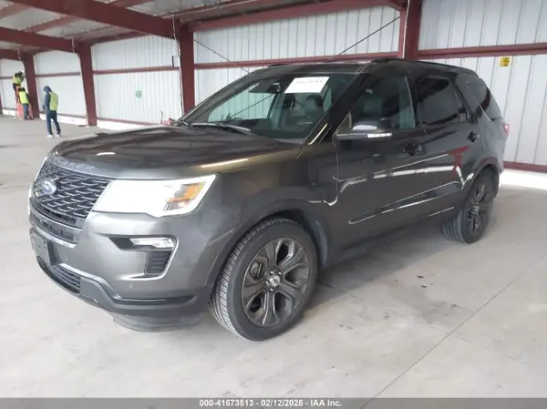 1FM5K8GT5JGB32450 2018 FORD EXPLORER - Image 2