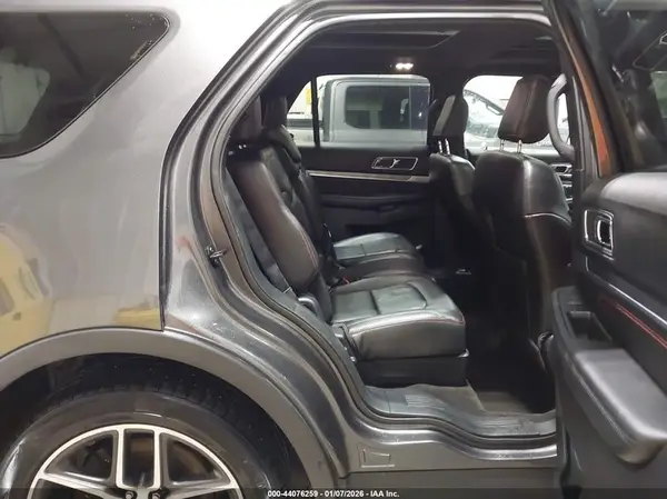 1FM5K8GT5JGB37499 2018 FORD EXPLORER - Image 8