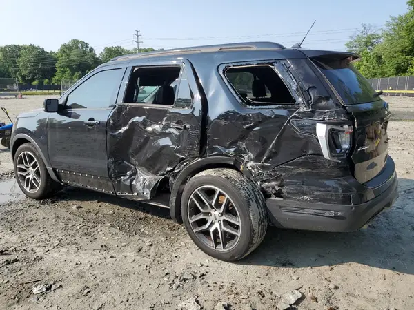 1FM5K8GT5JGB85584 2018 FORD EXPLORER - Image 2