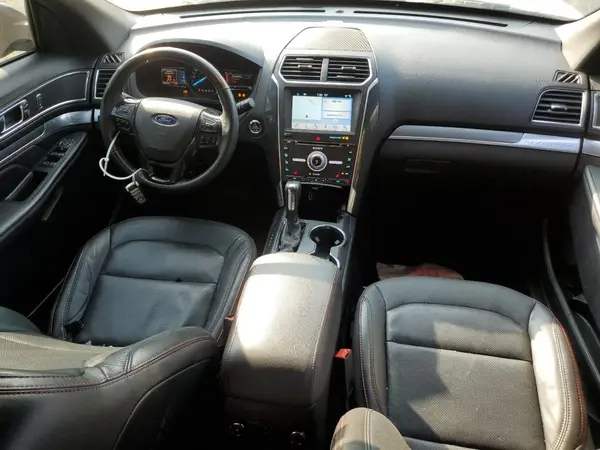 1FM5K8GT5JGB85584 2018 FORD EXPLORER - Image 8