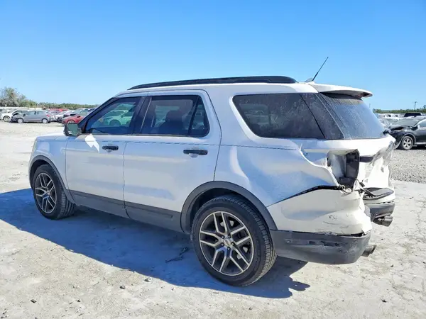 1FM5K8GT5JGB88890 2018 FORD EXPLORER - Image 2