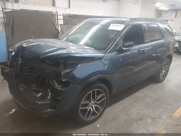 1FM5K8GT5JGB90591 2018 FORD EXPLORER - Image 2
