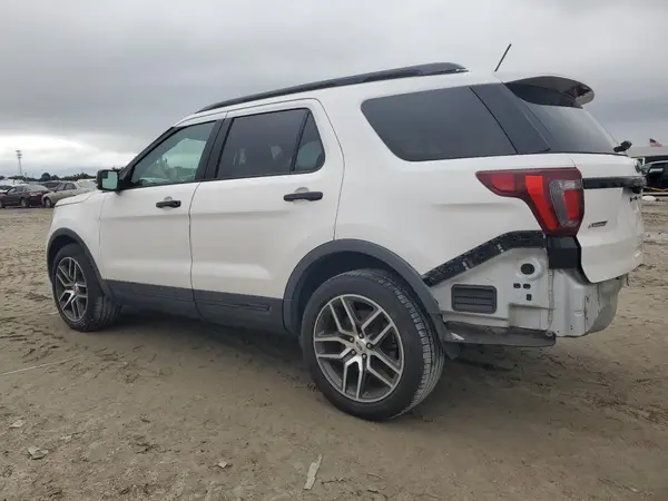 1FM5K8GT5JGC23220 2018 FORD EXPLORER - Image 2