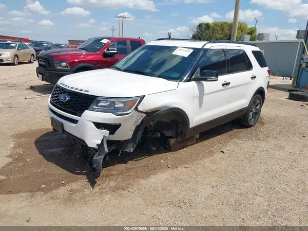 1FM5K8GT5JGC26974 2018 FORD EXPLORER - Image 2