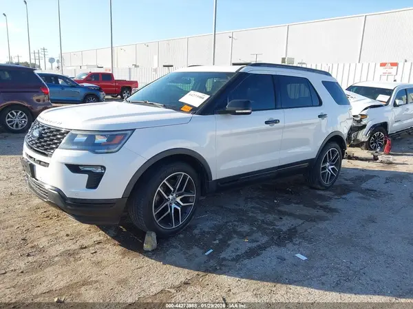 1FM5K8GT5JGC40759 2018 FORD EXPLORER - Image 2