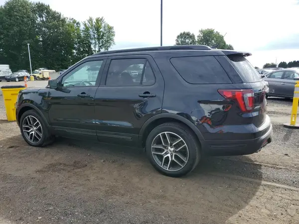 1FM5K8GT5JGC53432 2018 FORD EXPLORER - Image 2