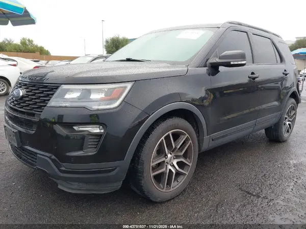 1FM5K8GT5JGC72689 2018 FORD EXPLORER - Image 2