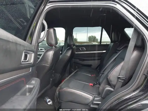 1FM5K8GT5JGC72689 2018 FORD EXPLORER - Image 8