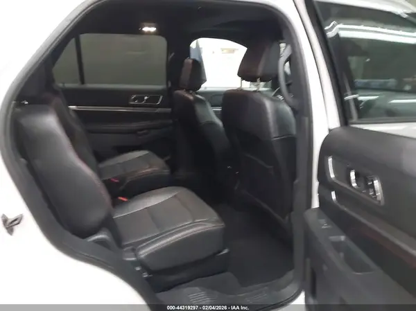 1FM5K8GT5KGA90184 2019 FORD EXPLORER - Image 8