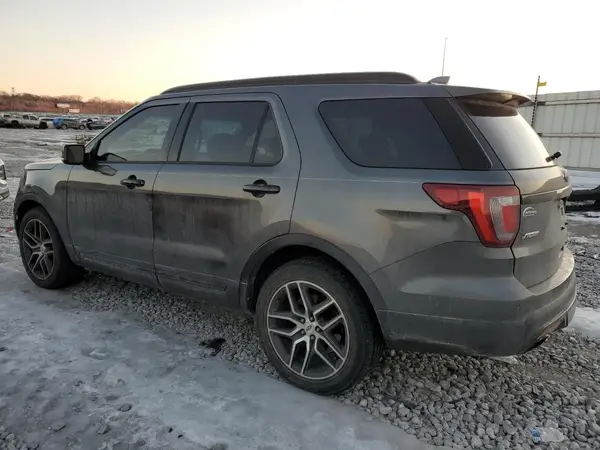 1FM5K8GT6GGA24413 2016 FORD EXPLORER - Image 2