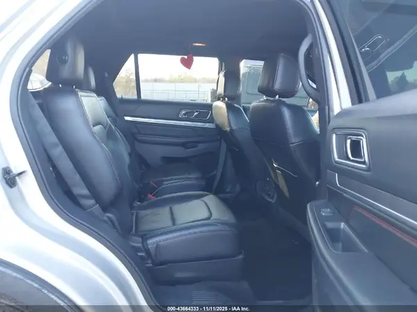 1FM5K8GT6GGA68525 2016 FORD EXPLORER - Image 8