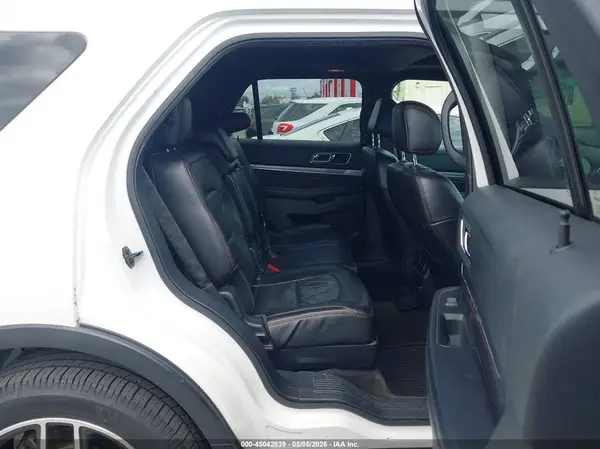 1FM5K8GT6GGB06075 2016 FORD EXPLORER - Image 8