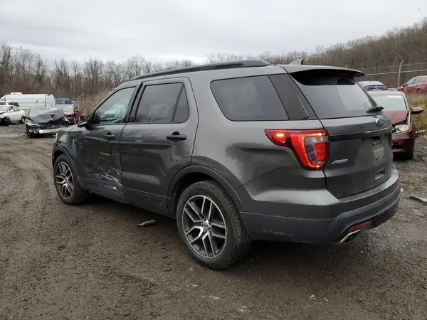 1FM5K8GT6GGB08716 2016 FORD EXPLORER - Image 2
