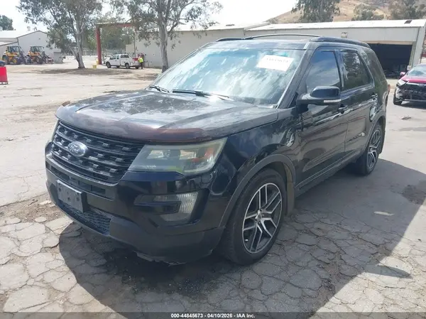 1FM5K8GT6GGB18839 2016 FORD EXPLORER - Image 2