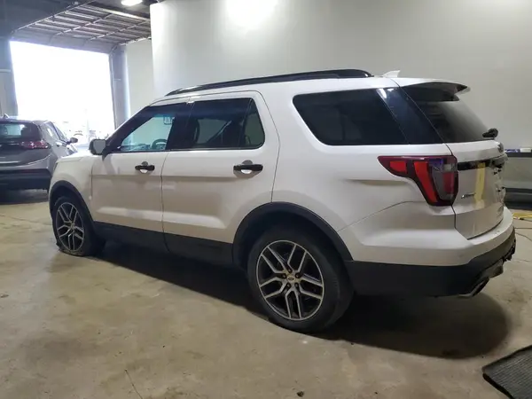 1FM5K8GT6GGB40453 2016 FORD EXPLORER - Image 2