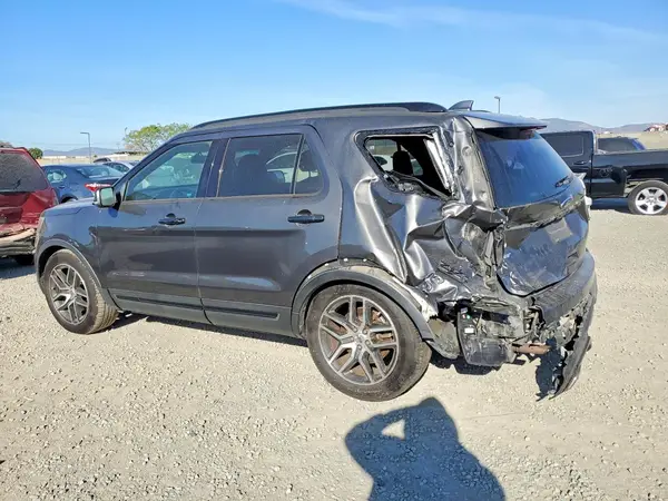 1FM5K8GT6GGB42347 2016 FORD EXPLORER - Image 2