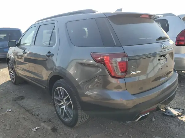 1FM5K8GT6GGB50416 2016 FORD EXPLORER - Image 2